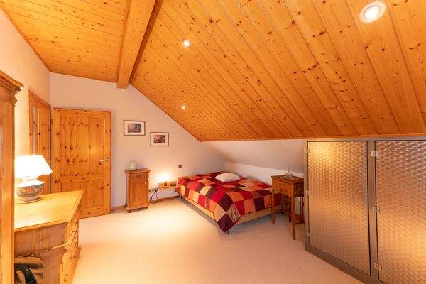 Weiteres Schlafzimmer - Kinderzimmer Dachgeschoss