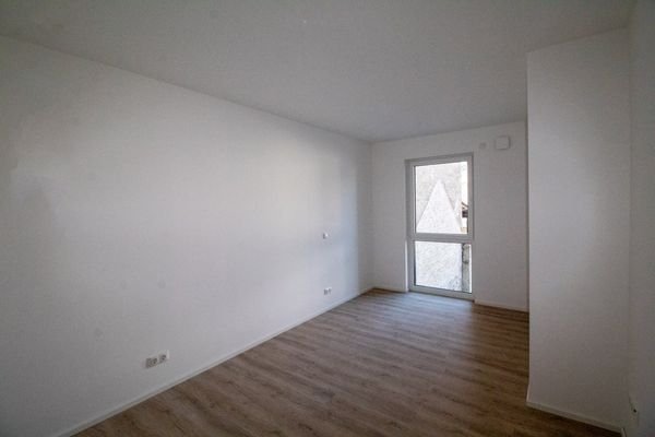 Schlafzimmer/Kinderzimmer/Büro