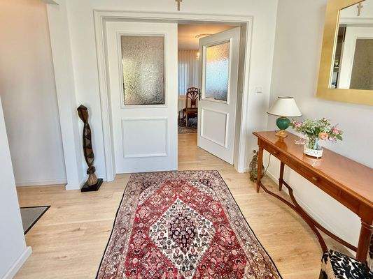 EG Diele mit Garderobe