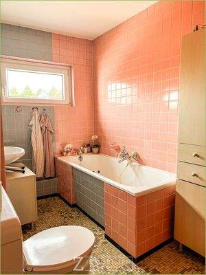 Dachgeschoss Retro-Wannenbad