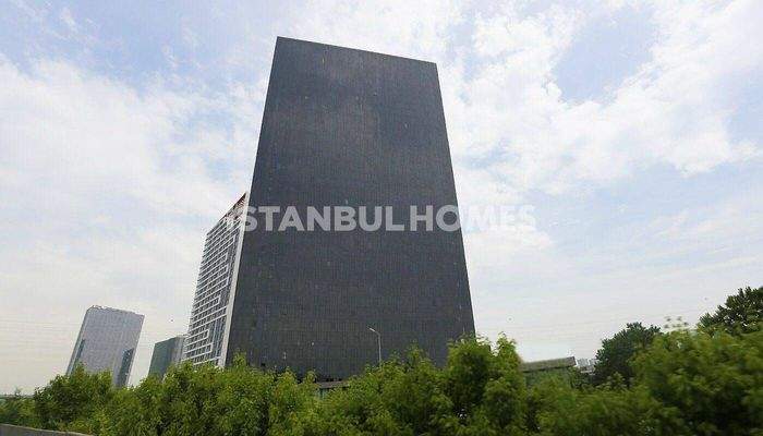 Sumptuous Apartments in Bagcilar Close to Major Highways