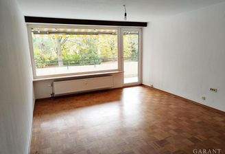 Schlafzimmer mit Balkon