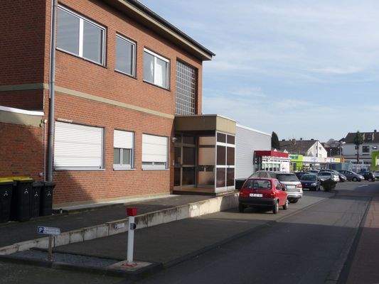 Zufahrt Edeka-Parkplatz