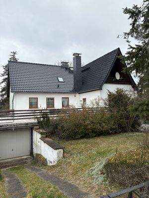 Vorderansicht mit Garage 2