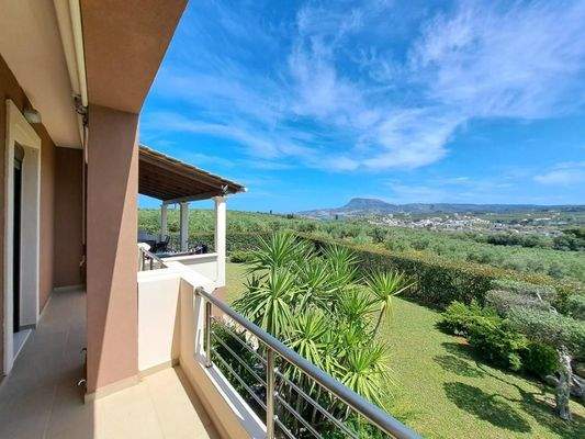 Schöner Rückzugsort mit spektakulärer Aussicht zum Verkauf in Kalyves