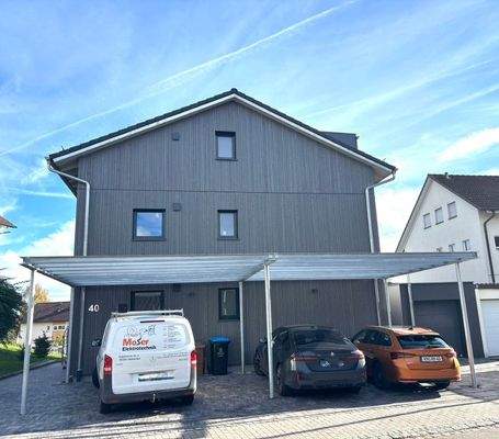 Ansicht Strasse -Carports