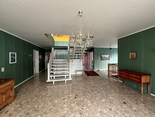 Haus- Gießen-Lützellinden-Entrée_ 