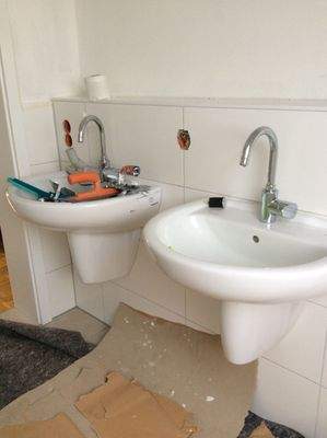 Badezimmer mit 2 Waschbecken