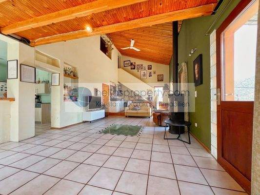 6a80d013a1e5430481d148ef79002781-original