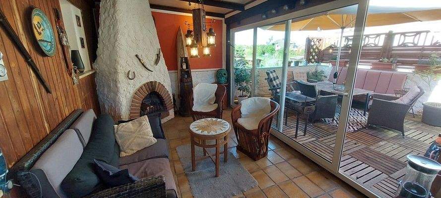 Wintergarten vor Terrasse  