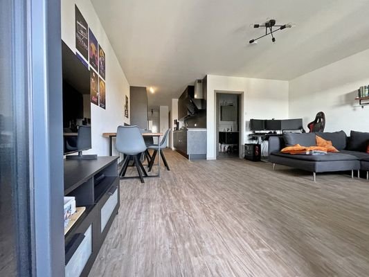 Wohnzimmer - Weitwinkel.jpg