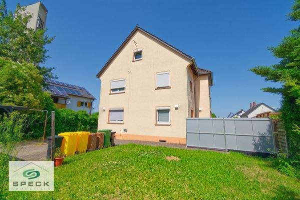 Rückseite mit Garten