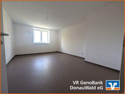 Geräumiges Schlafzimmer