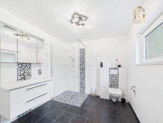 Badezimmer Erdgeschoss 