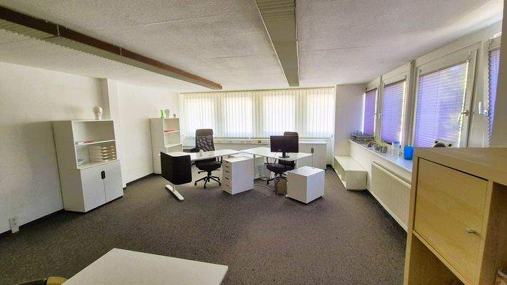 Büroräume-Gagarin-Straße-04.jpg