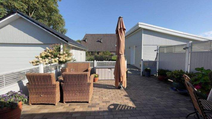 Terrasse hinten_2.jpg