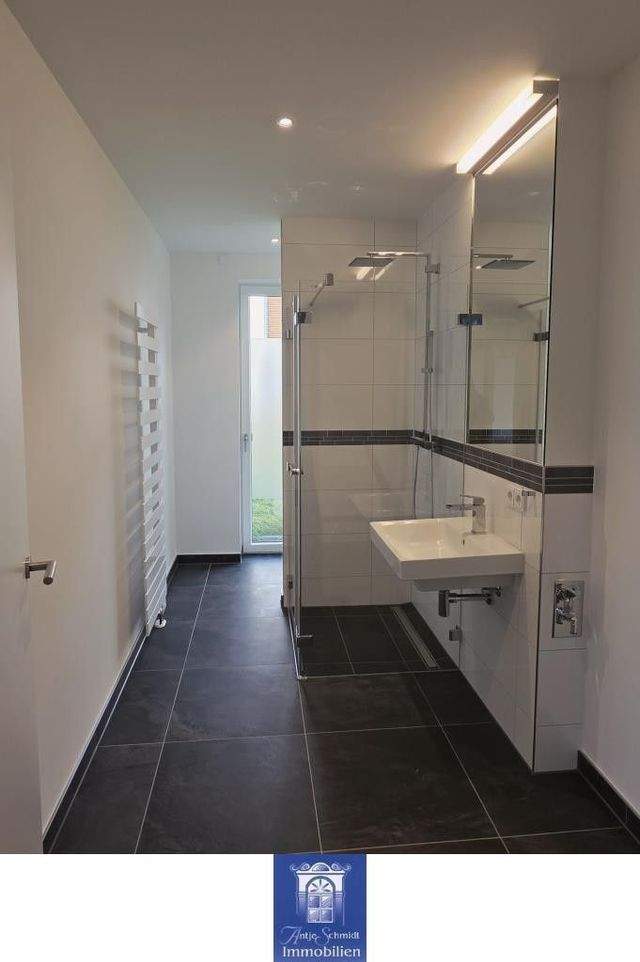 Ihr neues Zuhause im Erstbezug! 2 Exklusive Bäder, große Terrasse, Fußbodenheizung! - Foto 4