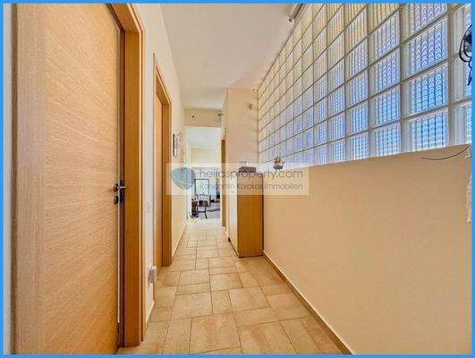 2d81138ec90d4f39b80660b77da855a8-original