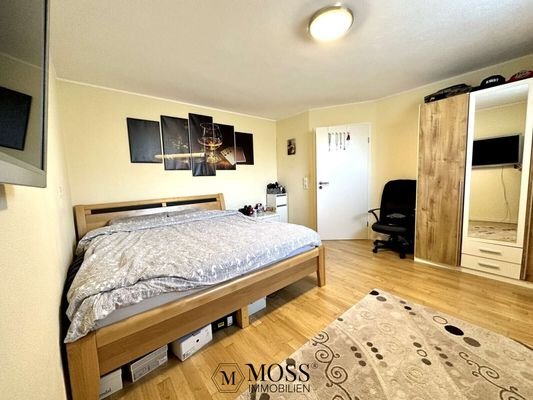 Schlafzimmer 2 OG 