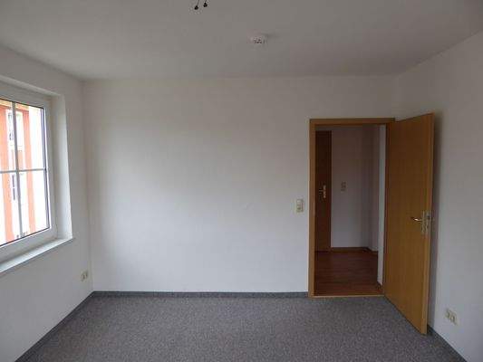 Schlafzimmer (2).JPG