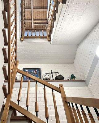 Treppenhaus Zugang zu den 3 Wohneinheiten