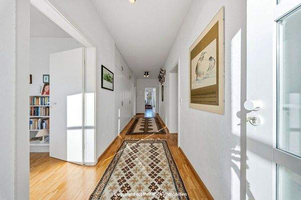 Flur OG (Hauptwohnung)