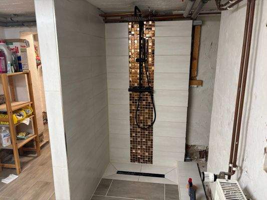 extra Dusche im Keller