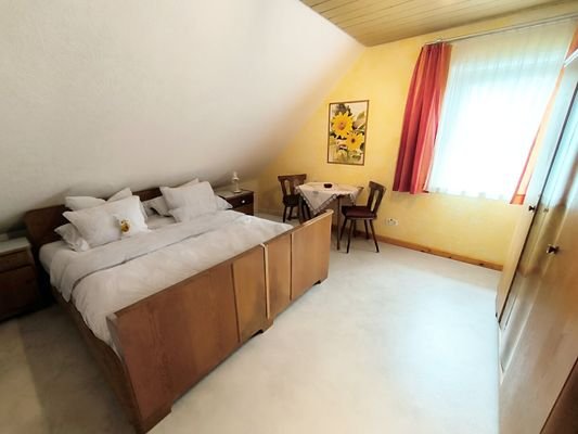 Schlafzimmer 4 OG