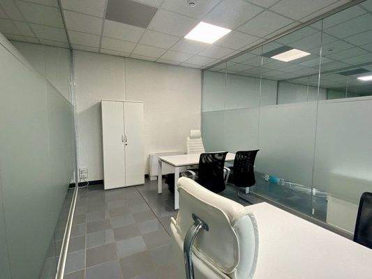 kleines-Büro-zu-vermieten-affittasi-piccolo-ufficio-Bozen-Bolzano