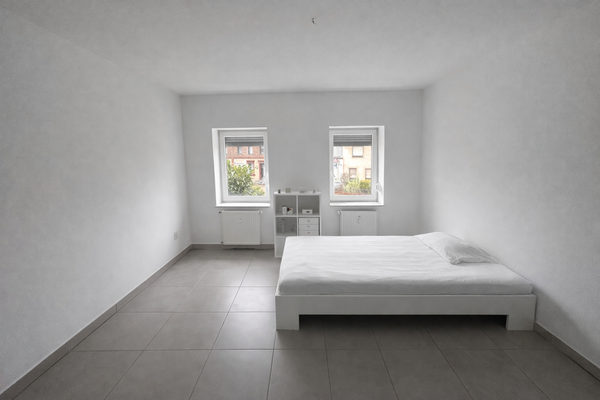 EG Wohnung 1 von 2 - Schlafzimmer