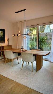 Wohnküche mit Gartenblick