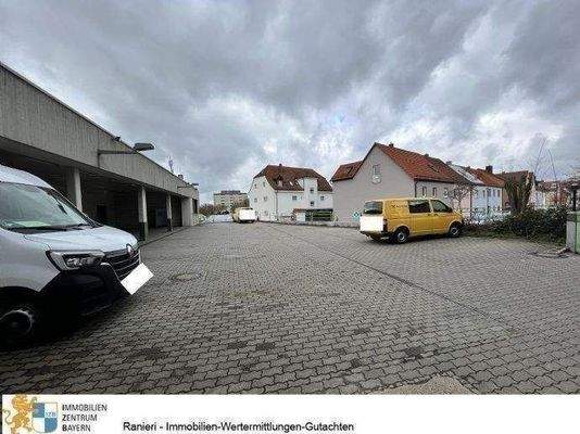 Parkplätze Mitarbeiter