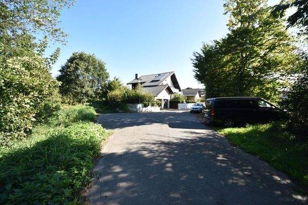 Haus in Feldrandlage