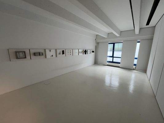 Ausstellung - Besprechung 