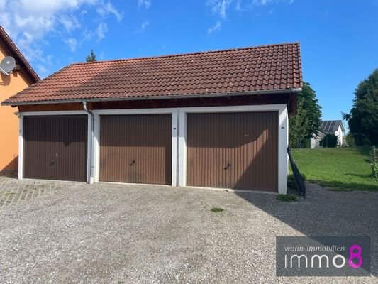 Platz für drei mit Vorplätzen