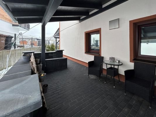 Terrassenseite der ELW