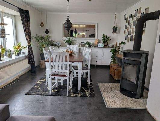 Essbereich im Wohnzimmer