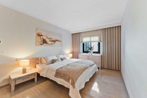 2nd Master bedroom in apartment in Bendinat