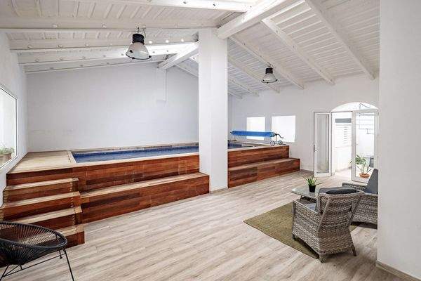 Gemeinschafts Spa mit Indoor-Pool und Sauna