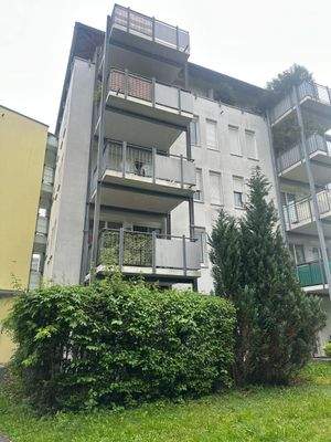 Rückansicht Wohngebäude