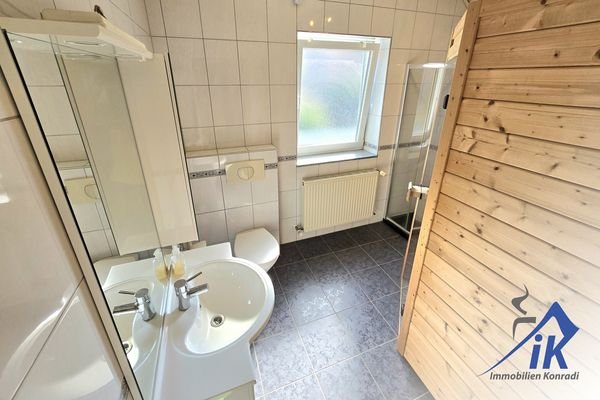 Badezimmer DG