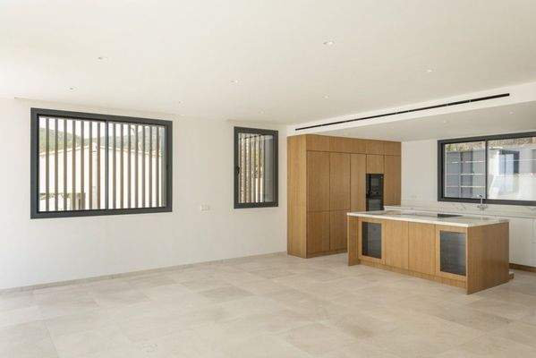 Villa mit Panoramablick auf das Meer zum Verkauf in Portals Nous, Mallorca