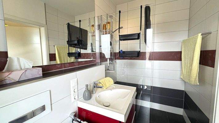 Gäste WC mit Dusche