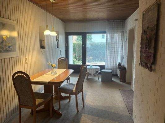 3124 EG Essdiele (3)