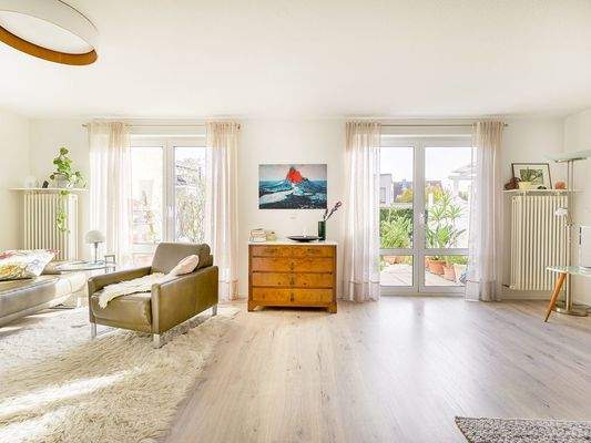 offener Wohn- und Essbereich