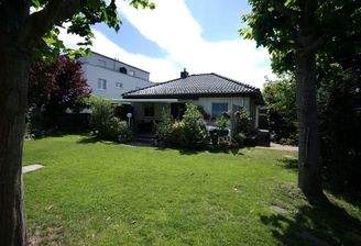 Haus Gartenansicht 