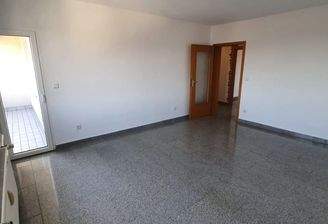 Wohnzimmer unmöbliert