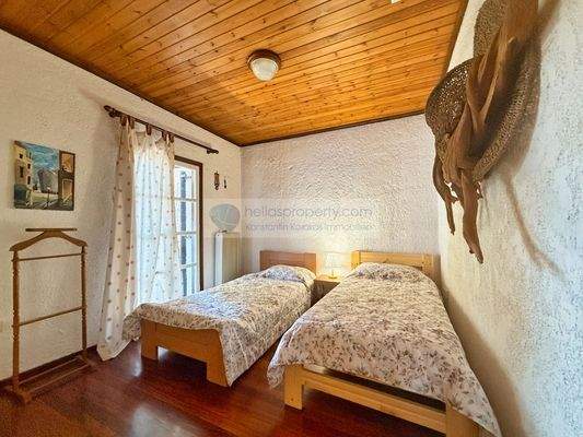 3a175915af7b472a860c2dc2e65afa52-original