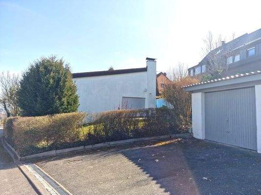 Hausansicht mit 2.Garage