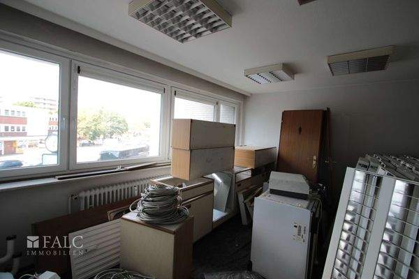 1. OG Büro